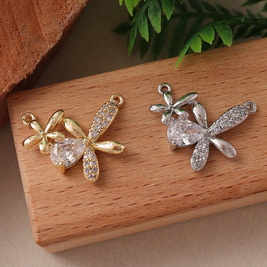 European & American Elegant Dragonfly Pendant Necklace, Niche Design, Cold Fashion