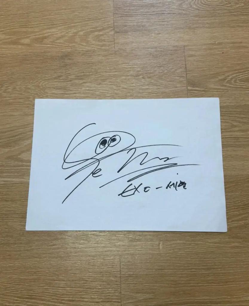 EXO Sehun's autograph