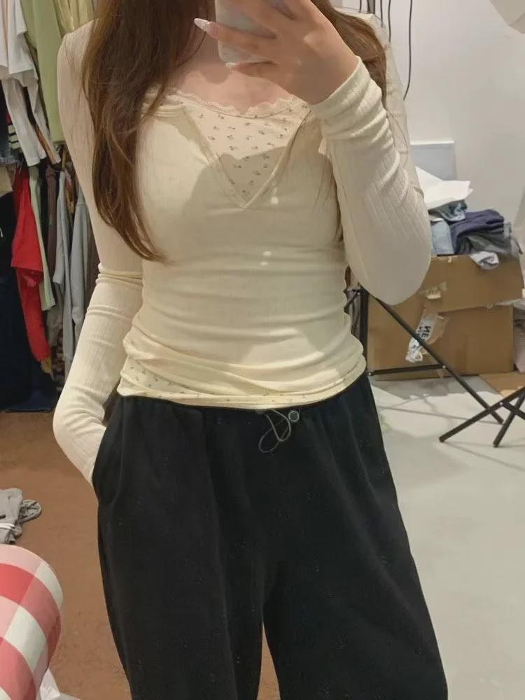 Dam T-shirt med blommig spets för tidig vår med kort topp - Tvådelat set