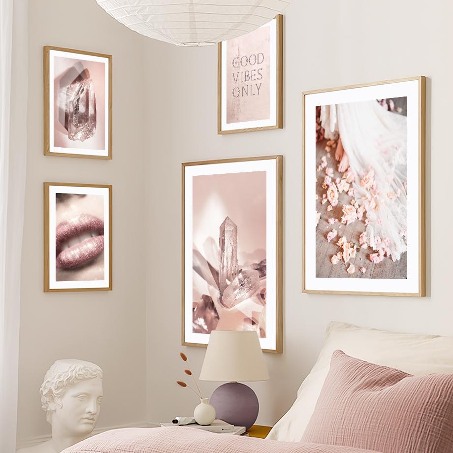 Pictură pe pânză de artă pe perete Fată roz, flori, diamante, perle, șampanie, dragoste, mâini, sufragerie, afișe și imprimeuri, imagini de perete