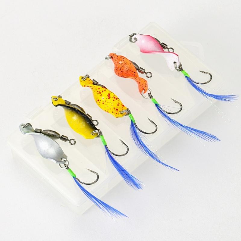 10pcs Twisted Hard Baits 360 Degree Rotating Wobbler Jigging Baits Spoon Lures Artificial Spinnerbaits with Feather Hook