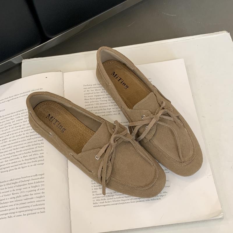 Fashion AIYUQI Women's Beanie Shoes British Style 2025 New New Retro Flat Shoes Female Large Size Slip-on Loafers For Women