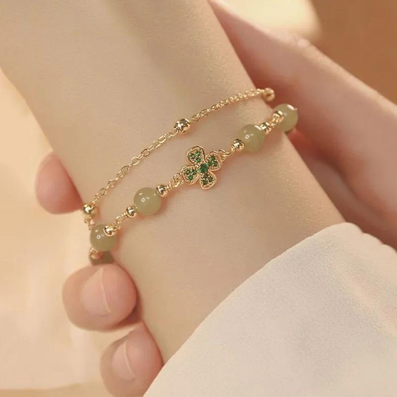 Imitation Hetian Jade Butterfly Bracelet - Women's Elegant Design, Versatile Chinese Style, Perfect Daily Accessory or Best Friend Gift.