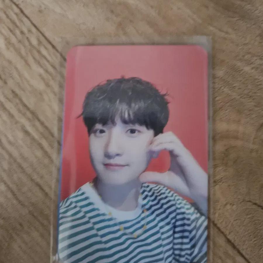 

Lucy Lucy Shin Gwangil Ball Heart Photocard
