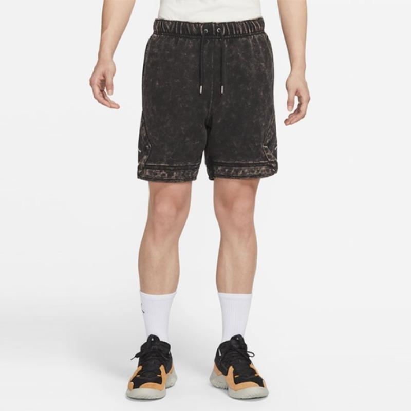 Nike Essentials Washed Fleece Diamond Shorts DR3093-010