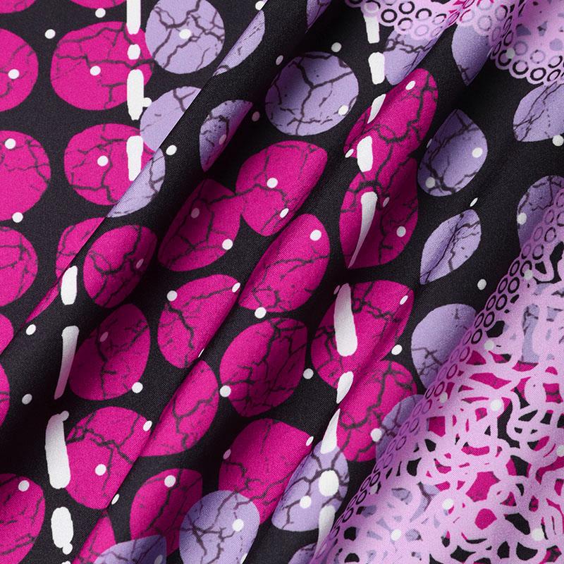 Женское длинное платье большого размера с круглым вырезом и короткими рукавами с принтом — фото 9