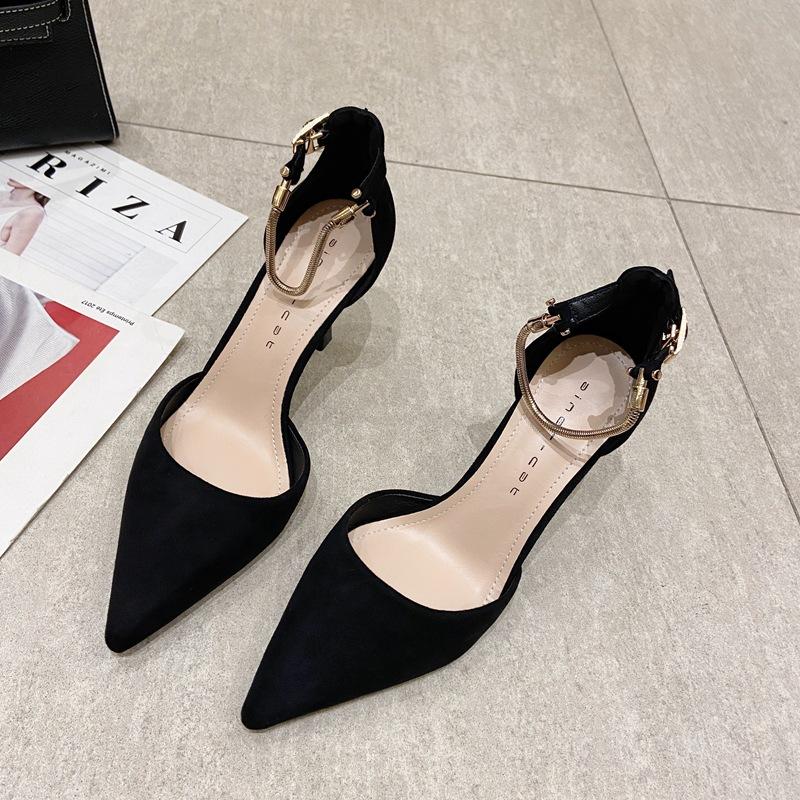 

85707 French high heels one-button thin heel pointed head shallow mouth single shoes women s medium heel versatile femininity black 39
