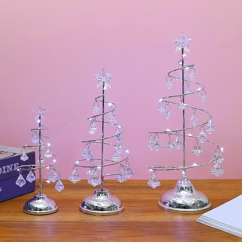 

LED Christmas Tree Lamp Small Crystal Decorative Iron Tree Night Light Ornament for Gift Golden Warm Light Happy New Year S 19X8CM срібний