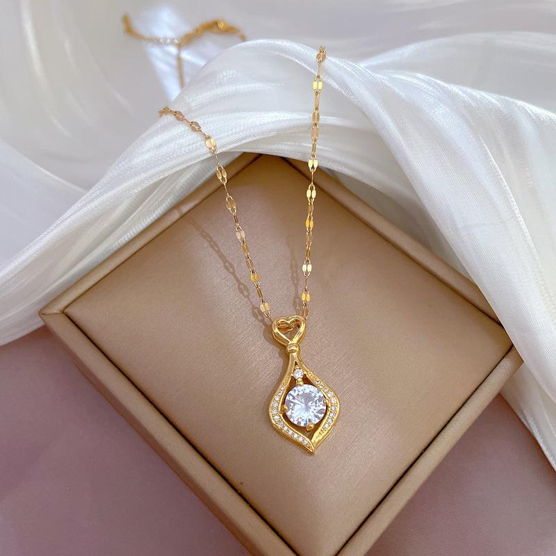 

Titanium Steel Light Luxury Love Water Drop Micro Inlaid Real Gold Necklace Women S Transfer Collarbone Chain With Jewelry
