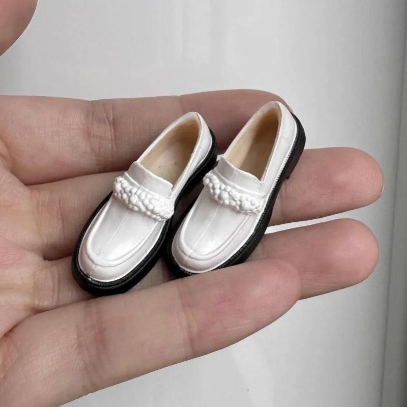 Mini Leather Doll Shoes 1 Pair 4*1.5cm for OB22 OB24 1/6 Licca Dolls Clothing Matching Dress Up Accessories
