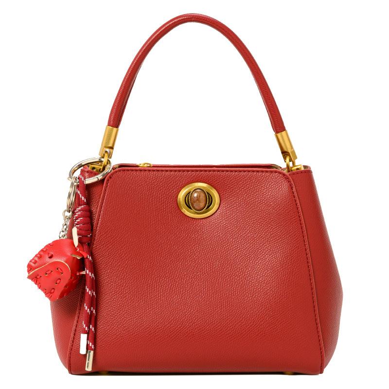 This Red Leather Bag Is A Niche Wedding Bag for Brides, A Hand-held Bucket Bag, and Is Versatile for Commuting. It Can Be Worn Diagonally