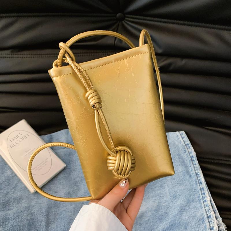 Casual Crossbody Mobile Phone Bag Ins Simple and Fashionable Korean New Shoulder Bag Women s Beautiful Bucket Bag