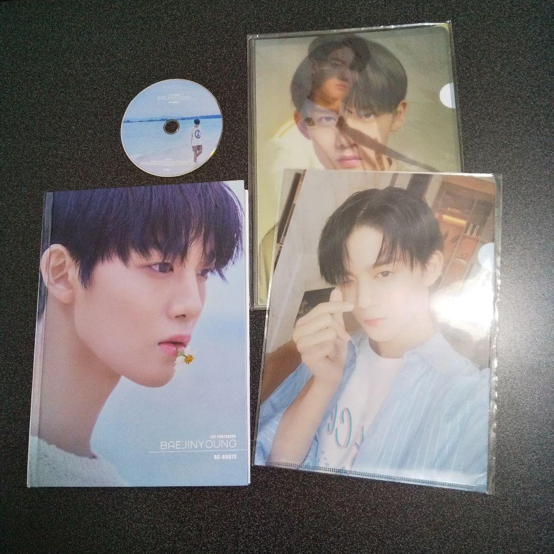 

[USED] Bonus clear file included CIX (Wanna One) Bae Jinyoung photo book with DVD