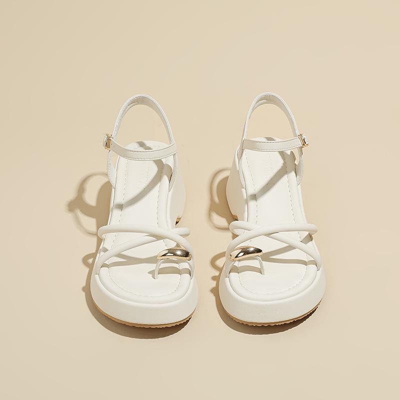 

Summer new platform sandals women s toe straps Roman shoes wear fashion slippers one-word buckle beach shoes women 40 бежевый