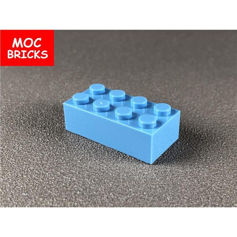 100pcs Lot MY OWN CREATION Blocks Vibrant White Red Black Brick 2x4 3001 City Miniature Learning Building Blocks Playthings Children Present