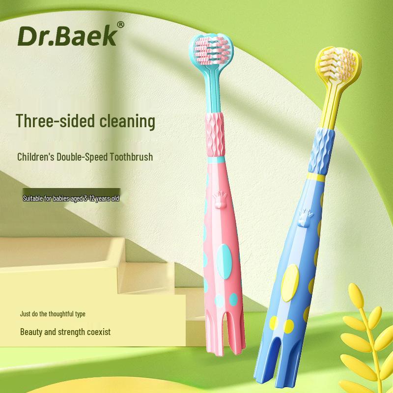 Popular Kids' Soft Bristle Three-Sided Toothbrush, Ages 3-12, Adorable Cartoon Giraffe Design