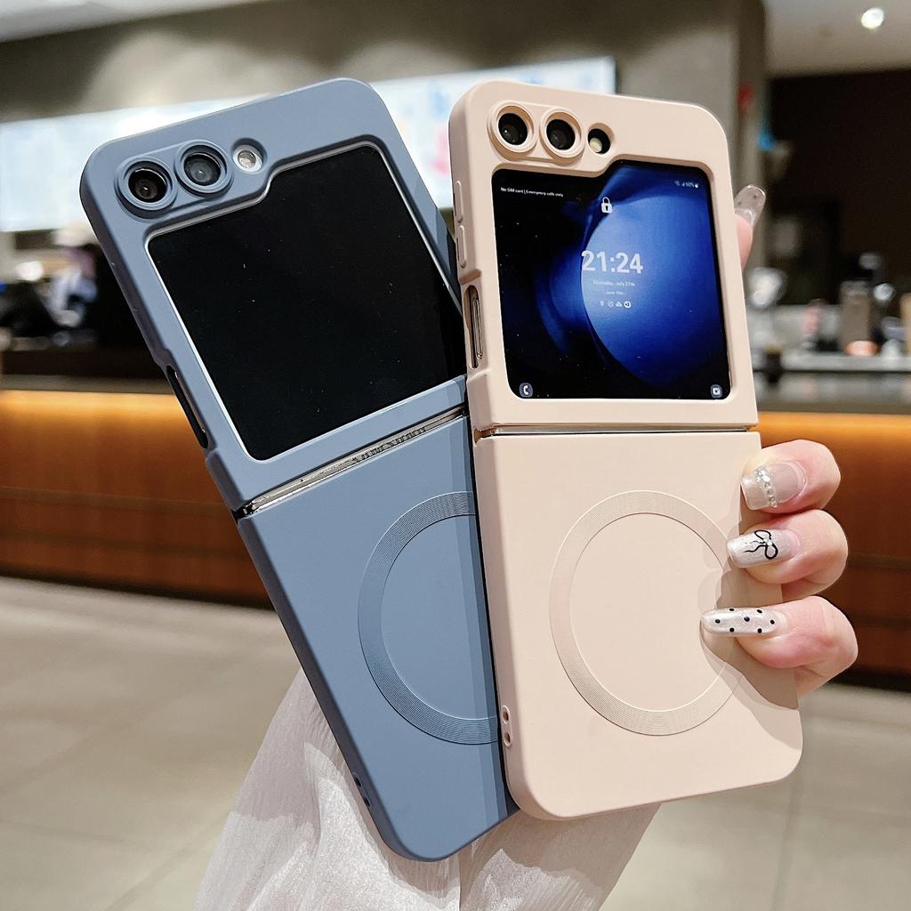 Applicable to Samsung ZFlip6 mobile phone case ZFlip5 folding screen magnetic charging solid color liquid silicone protective case