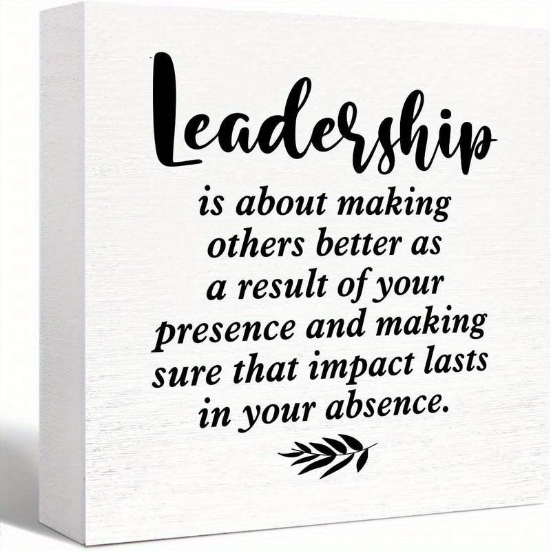 

Leader Quote Wooden Block. Inspirational office desk decor, a retirement or leadership gift. чистый