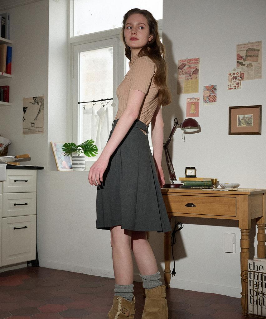 Baitalssain [Line] Back Cut-Out Pleats Midi Skirt