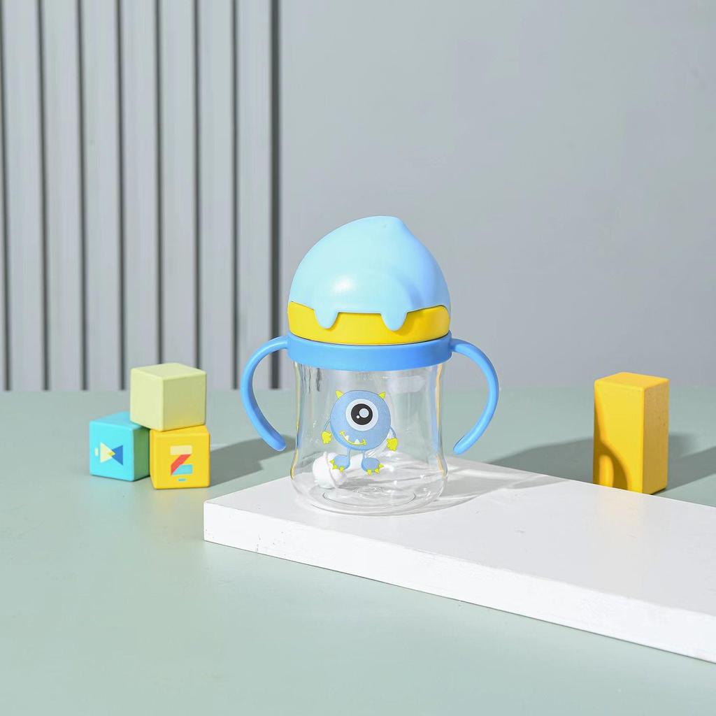 2023 Tazza con cannuccia anti-soffocamento a forma di cartone animato per neonati e bambini piccoli - Tazza per bere con beccuccio a ventosa e manico