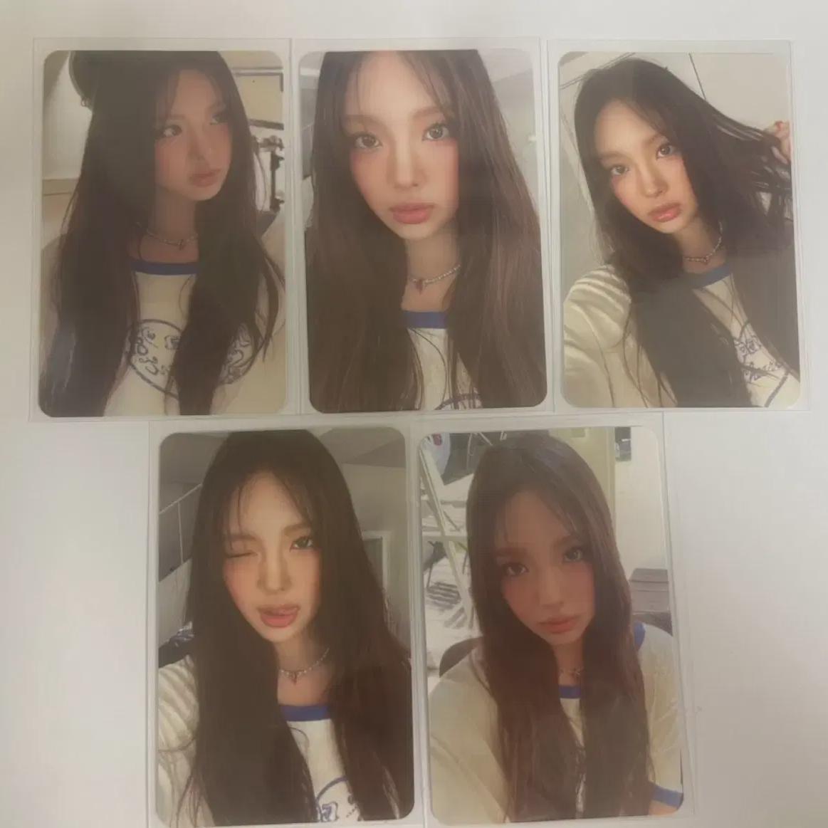

Newjeans Hyein 2024 Season Greeting Photo Card