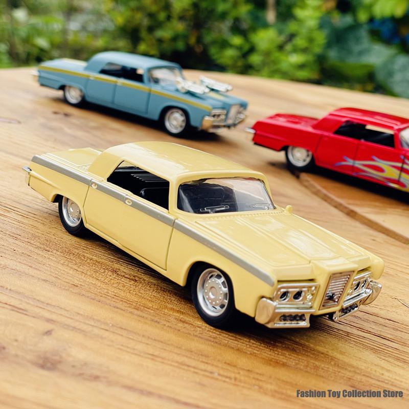 1/32 Dodge Chrysler Vintage modifiziertes Automodell aus Legierung mit Druckguss-Spielzeug mit Ton und Licht, Fahrzeuge, Dekoration, Spielzeug für Kinder, Geschenk