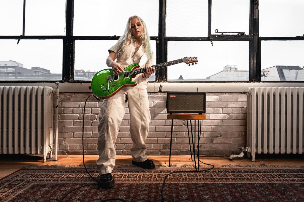 Positive Grid Spark 2 Svart Gitarrförstärkare med Inbyggd Looper, 50W Bluetooth, Idealisk för Hemmaövning, Byt Förstärkare och Effekter via App (Amazon
