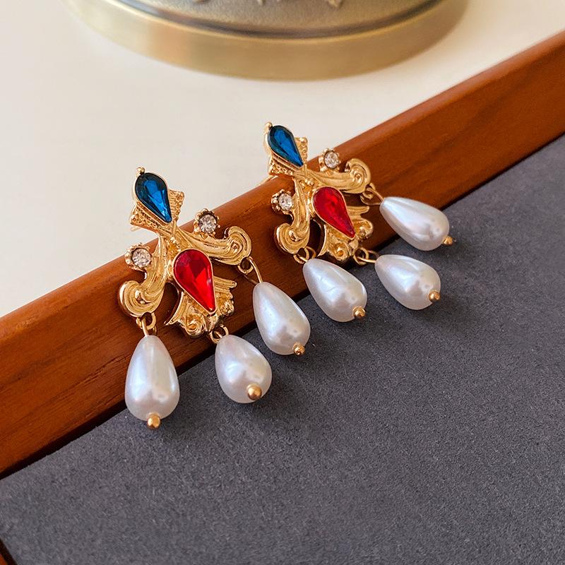 

Элегантные круглые серьги в стиле ретро, вдохновленные средневековьем: Роскошный винтажный дворцовый стиль