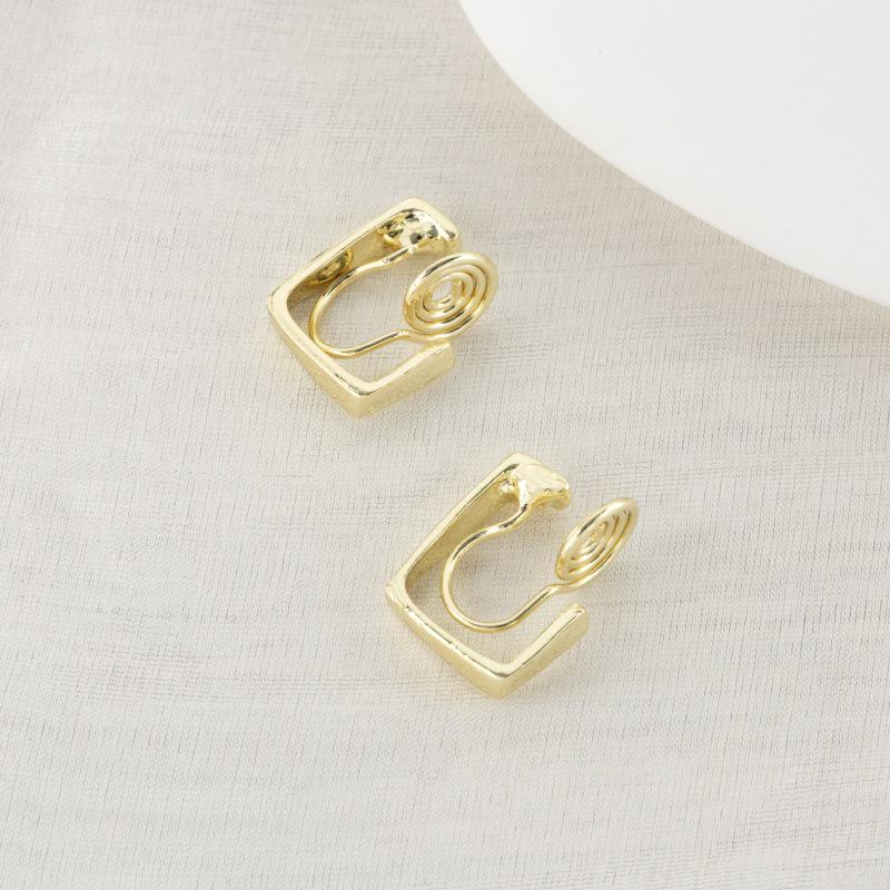 Orecchini Dolci da Fatina Stile Coreano Senza Foro: Design Versatile, Chic e di Alta Gamma per Zampironi.