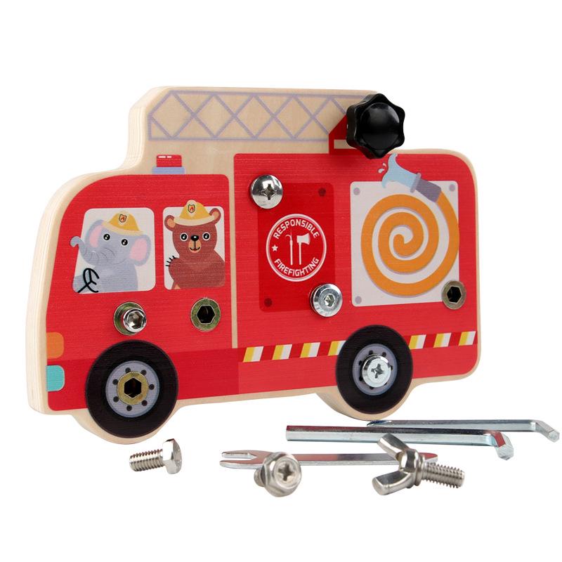 Wooden Montessori Fire Truck Toy for Children's Hand-Eye Coordination and Concentration Skills Development