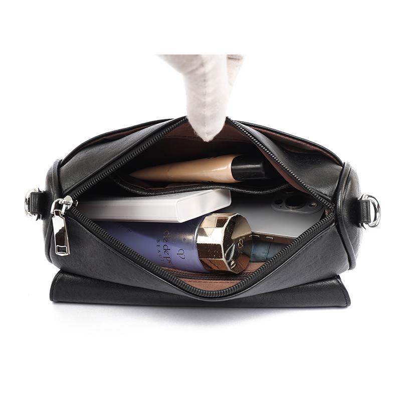 Women's Large Capacity Shoulder Bag Underarm Bag