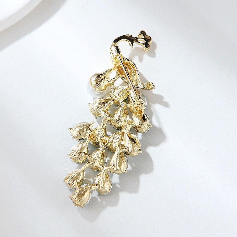 Retro Peacock Brooch Luxury Crystal Corsage Pin Jewelry Accessories Peacock Collar Pins  Wedding
