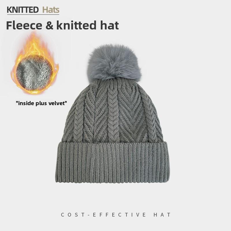 

Knitted Hat For Women Men Windproof Cold Weather Cap Casual Style With Solid Color Design And Plush Ball Decoration сірий колір