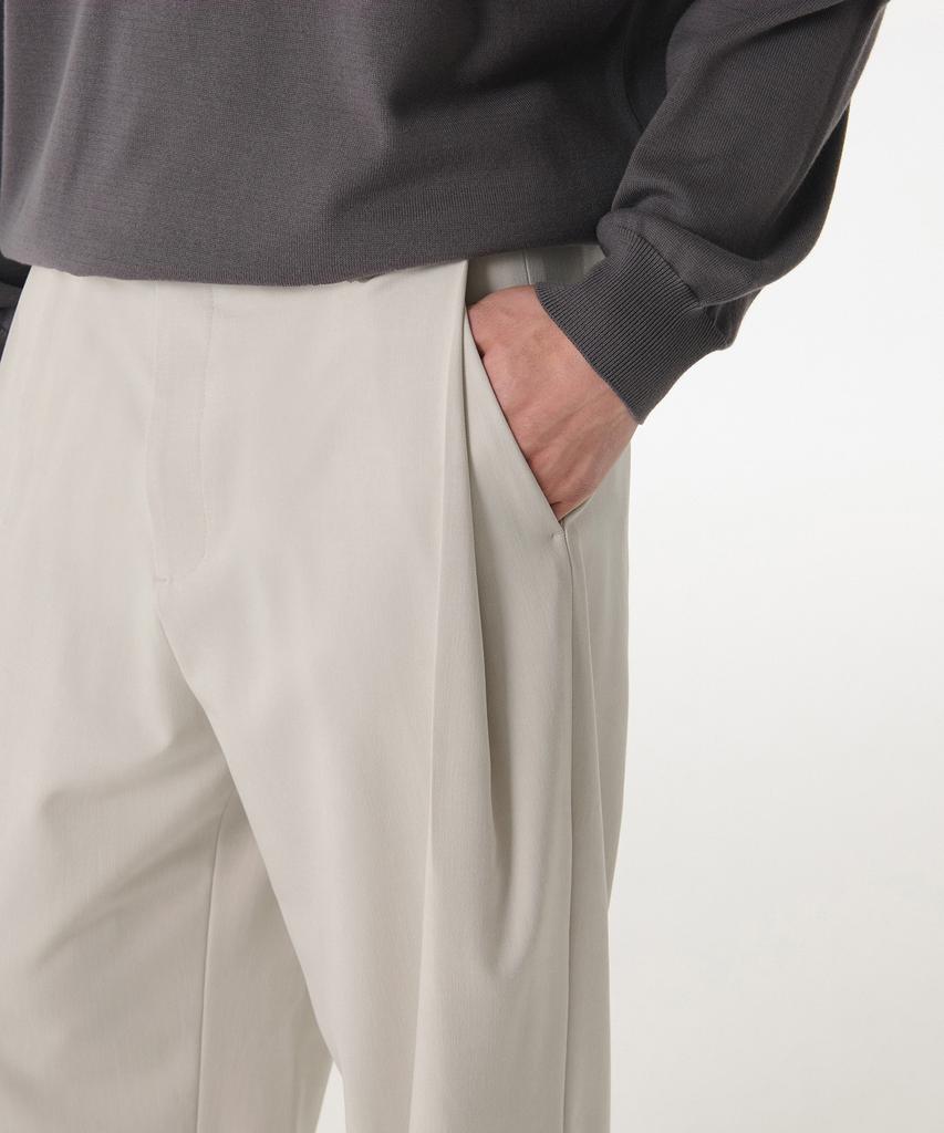 Musinsa Standard Deep Tuck Overlap Wide Hidden Banding Slacks [Dusty Cream]