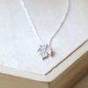 Small fresh personality simple Mori students collarbone chain Korean version of literary and generous maple leaf necklace women