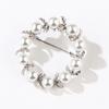 Accessories Simple Atmosphere Pearl Round Ring Tree Leaves Brooch Pins Anti-travelling Silk Scarf Clasp Women's Clothing Accessories