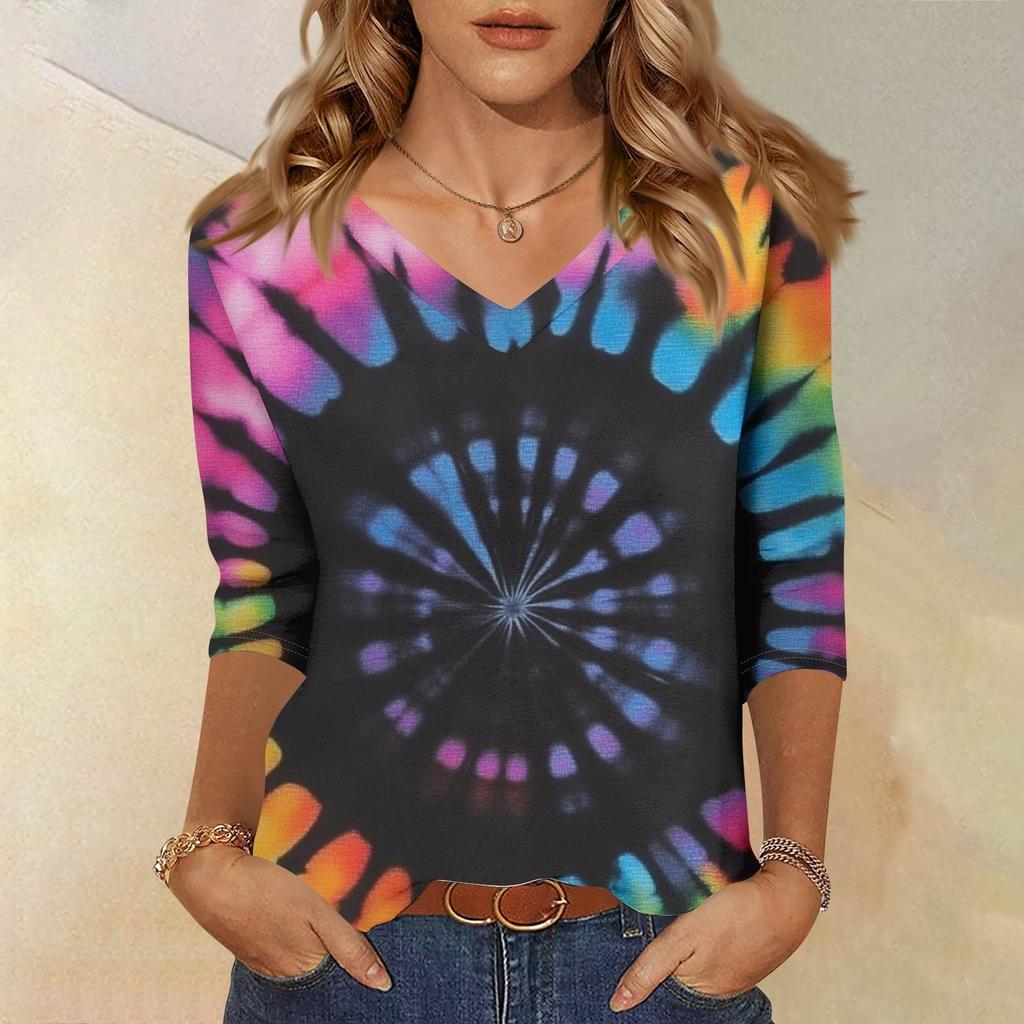 Women's Fashionable Casual Three-quarter Sleeve Small Floral Print Round Neck Top