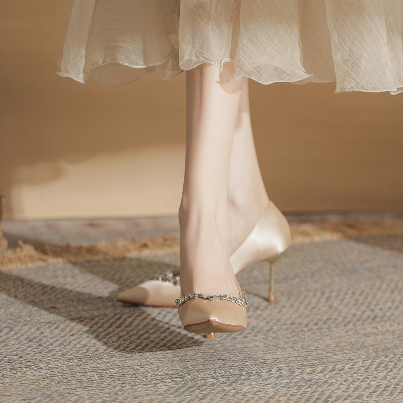 Sheepskin version~ satin wedding shoes shallow mouth high heels women's 2025 new spring and autumn fine heel pointed single shoes women