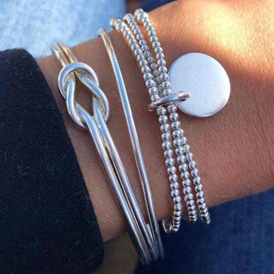 Conjunto Exclusivo de Pulseras de Abalorios Nudos de Plata - Set de 3 Piezas de Bisutería