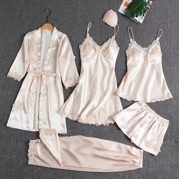 Ensemble de pyjama en soie 5 pièces pour femme avec soutien-gorge rembourré, chemise de nuit camisole sexy, robe à manches longues et vêtements d'intérieur