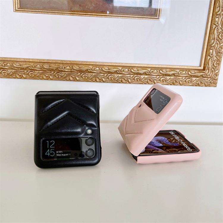 Applicable to Samsung ZFlip3 folding screen leather mobile phone case V-pattern Korean zflip4 generation back cover protective case