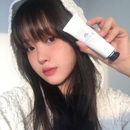 

Royby [Gu Hyo-min PICK] Парфюмированный крем для рук Royby 35 мл 6 вариантов 1 Mini Discovery 4 шт.