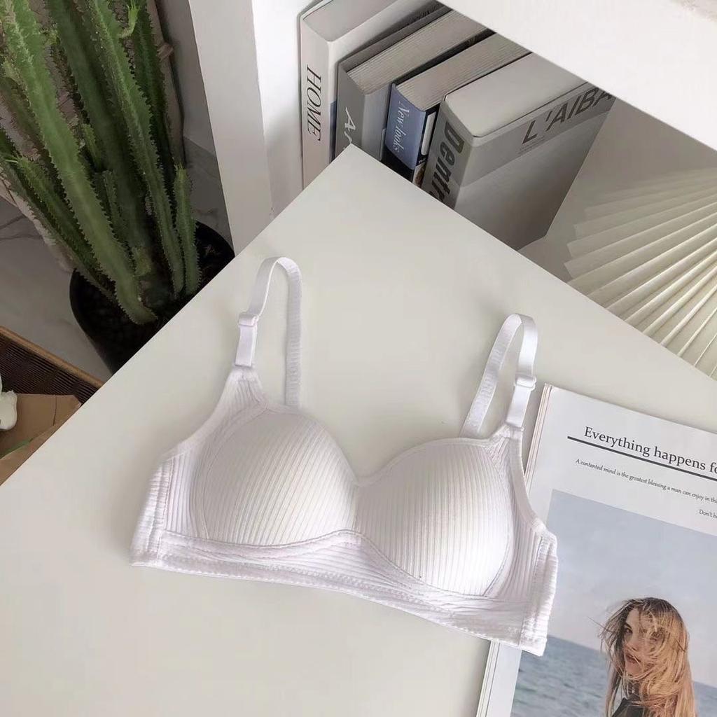 New Student Bra Seamless Sexy Sleep Underwear Women's Small Breasts Gather Without Steel Ring Upper Support Underwear Breathable