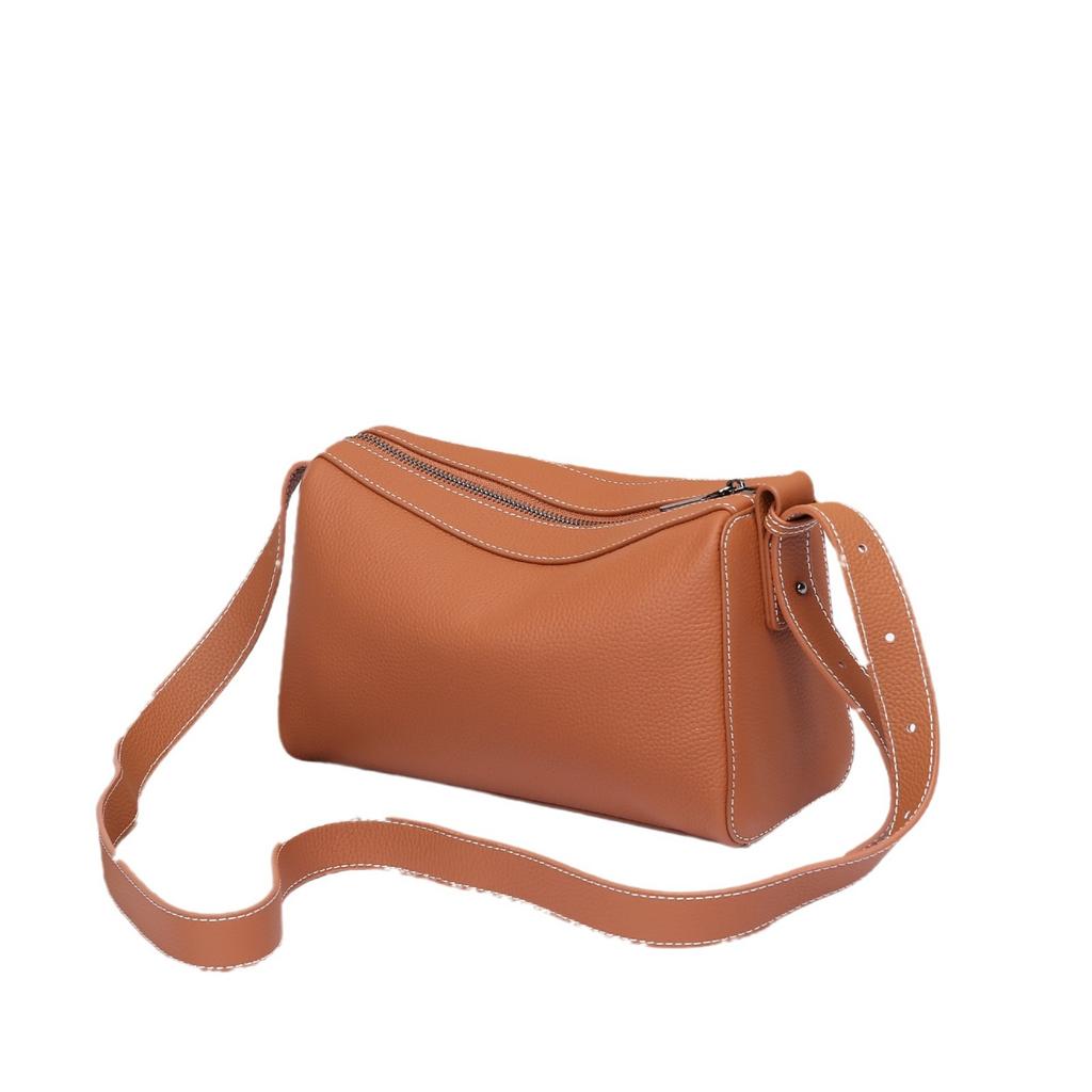 Cowhide Shoulder Women's Bag Large Capacity Shoulder Crossbody Women's Fashion Simple Practical Generous Bag Soft Leather