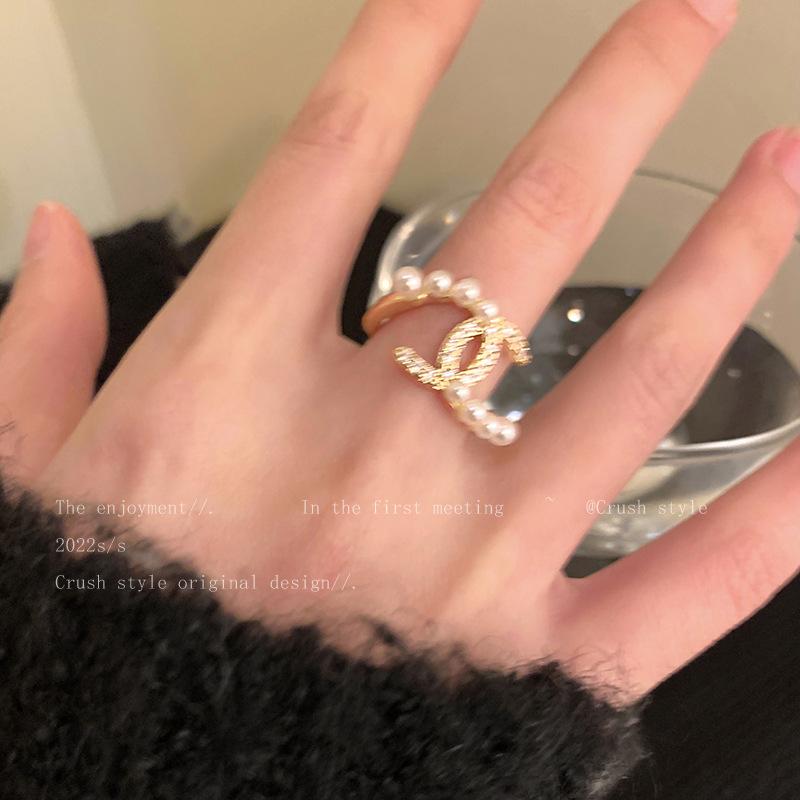 Hepburn Style Fashion Pearl Zir*****pen Ring Women's Niche Design Index Finger Ring Personalized Jewelry Women