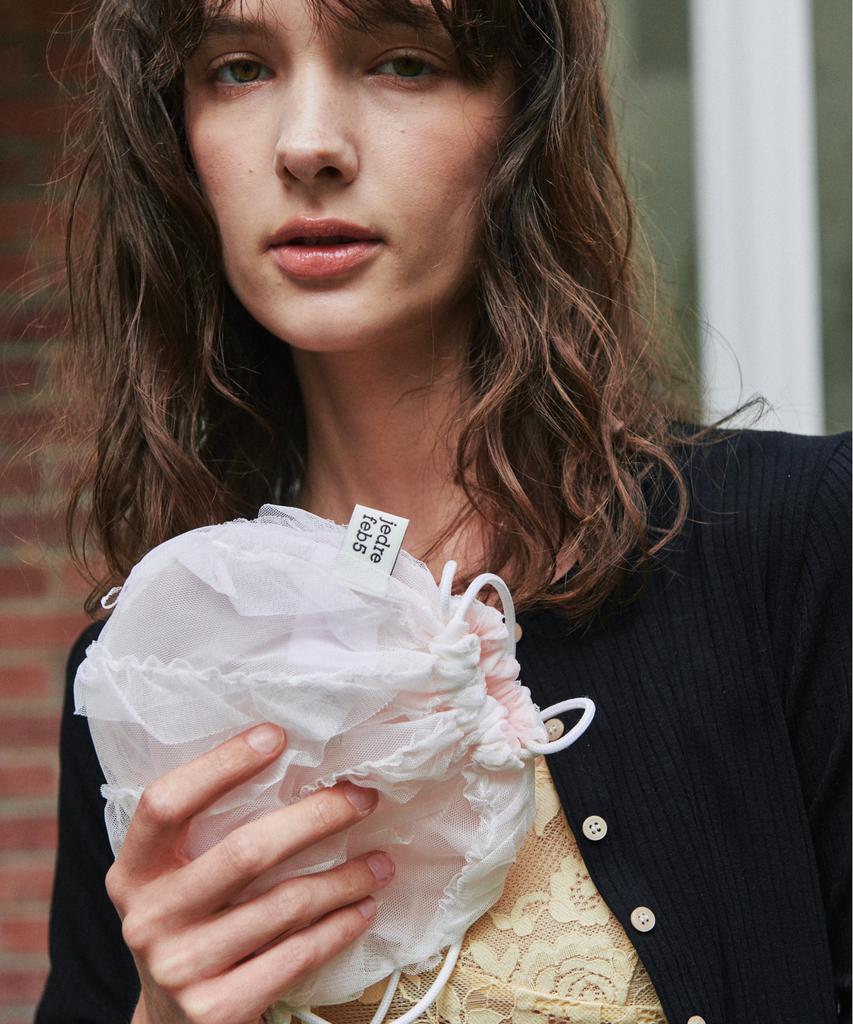 Jedrefeb5 Sheer Ruffle Pouch Reversible 2 Colors
