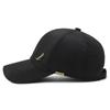 Sun-protective baseball cap: a simple and stylish men’s hat for leisure and travel