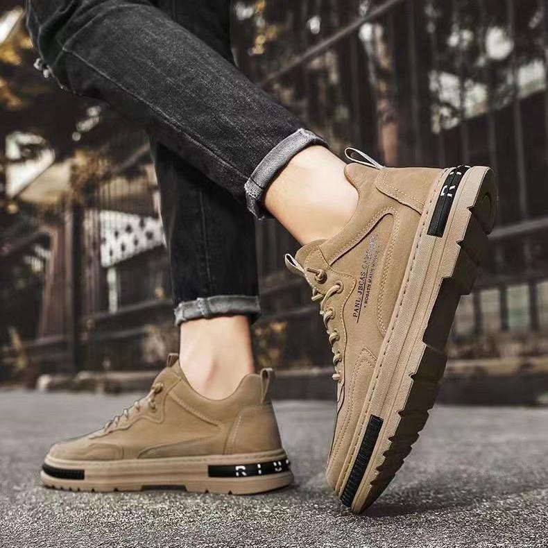 Autumn New Board Shoes Korean Version Casual Sports Shoes Versatile Kitchen Work Non-slip Men's Shoes Comfortable Warm Men's Board Shoes