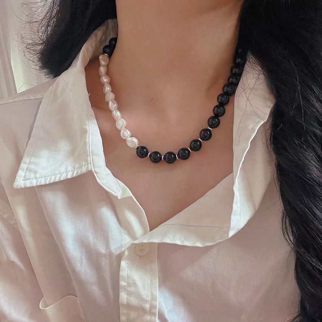 

Винтажное ожерелье-колье Maillard Осень и Зима из натурального барочного пресноводного жемчуга, черного агата, нишевое, из бусин, до ключицы