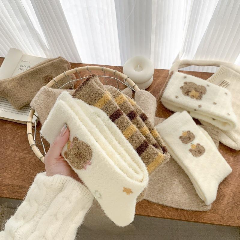 Cute White Australian Velvet Socks Mid-Season Tube Socks Thickened To Keep Warm Winter Home Sleep Loose Floor Socks